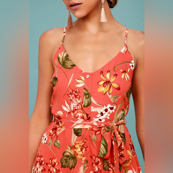 Lulu's Ulani Rusty Rose Floral Print Skater Dress 
Size M missing tie sash belt - Picture 5 of 13